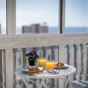 https://fantastic-2-bedroom-apartment-las-americas.tenerifehoteles.net